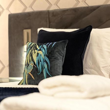 Beautiful Stay In Central Wembley 런던 외부 사진