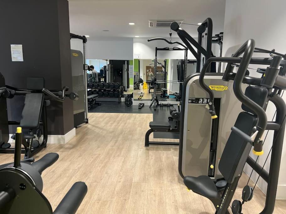 Beautiful Stay In Central Wembley 런던 외부 사진